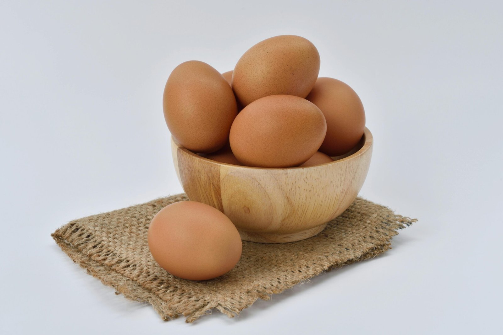 Exploring the Role of Nutritional Guidelines in Egg Consumption